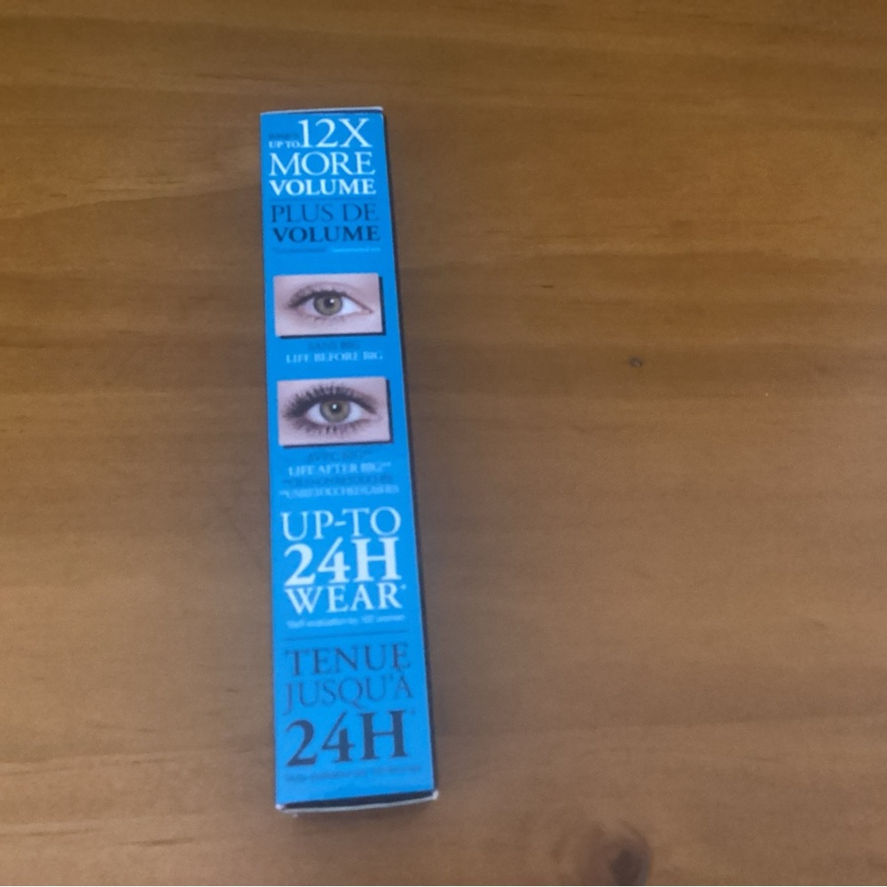 Blue Mascara Packaging